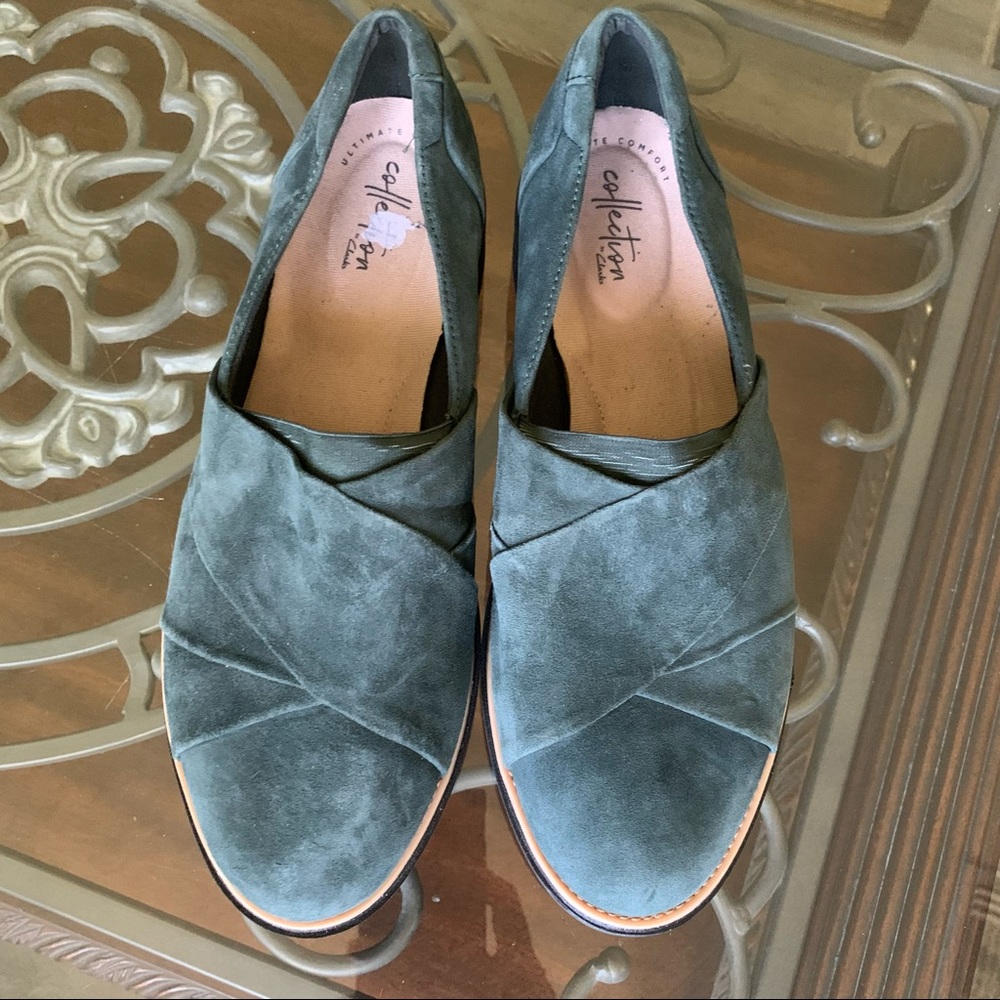 CLARKS COLLECTION EMERALD SHARON SUEDE LOAFERS SIZE 9/5W